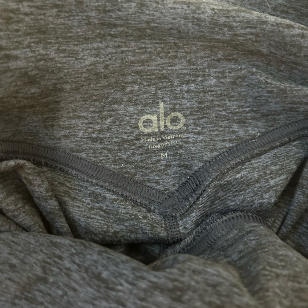 Great Condition Alo Yoga High Waist Lounge Leggings – Rich Navy Heather, Size M - Picture 5 of 6